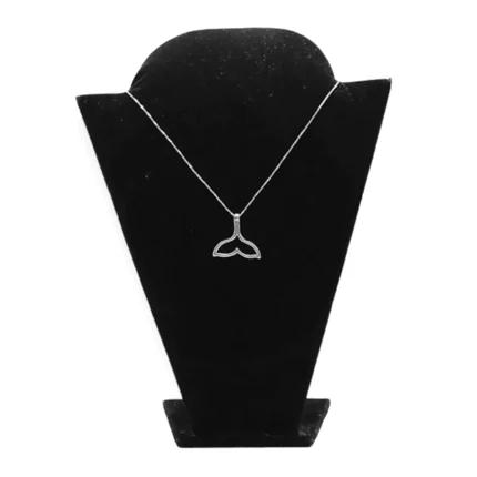 comprar-cordão-veneziana-com-pingente-rabo-de-baleia-prata-busto