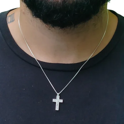 pingente cruz com Cristo modelo